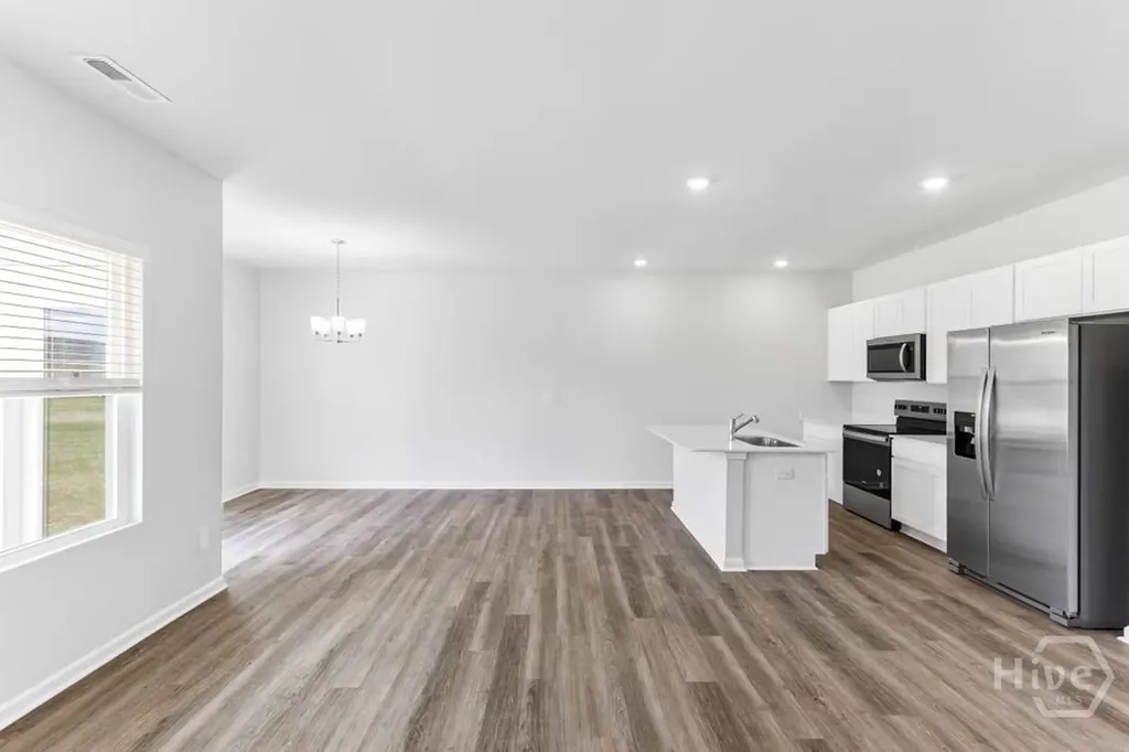 125 Wilderness Road Savannah GA 31302