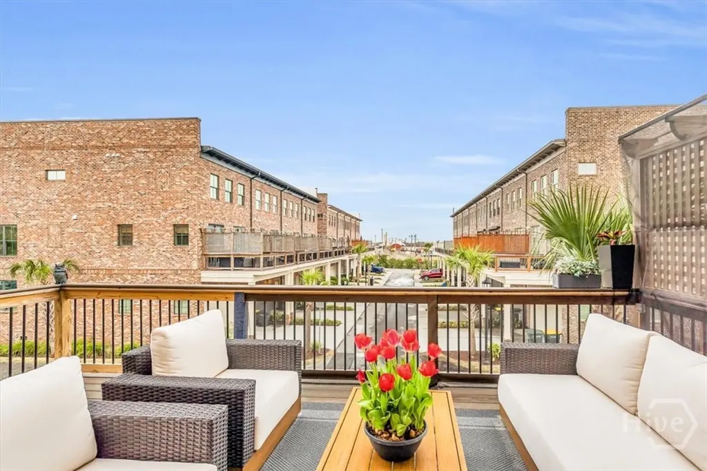 356 Eastern Wharf Avenue Savannah GA 31401