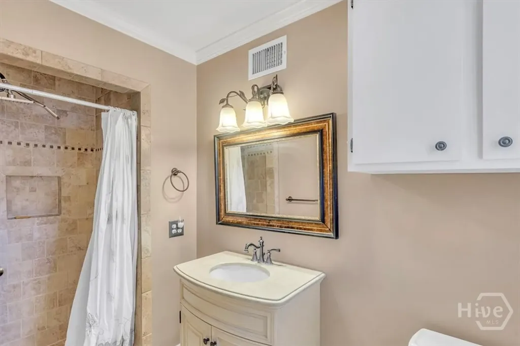 311 Pickwick Road Savannah GA 31410