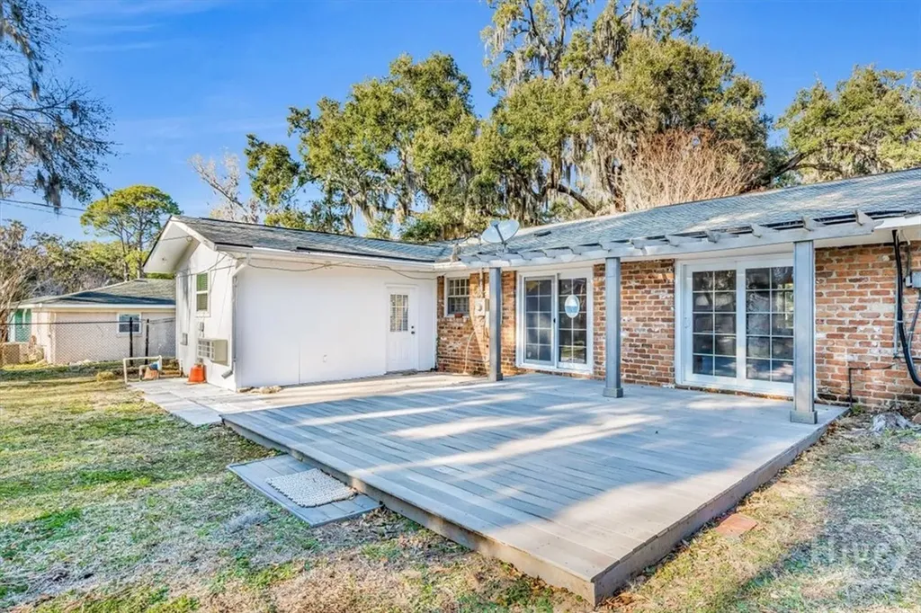 311 Pickwick Road Savannah GA 31410