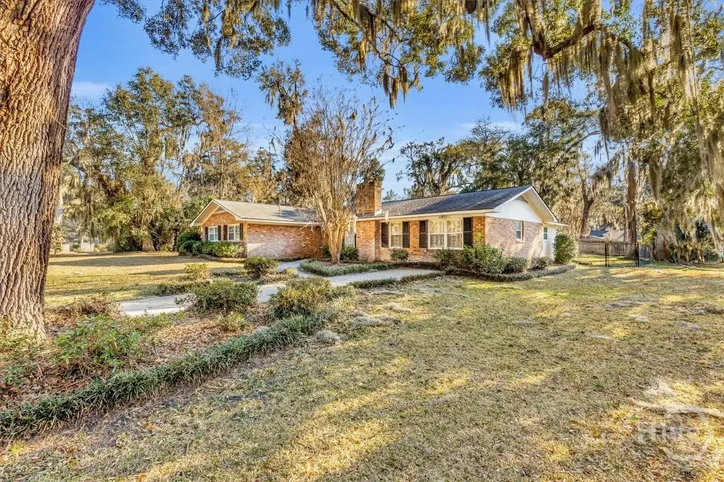 311 Pickwick Road Savannah GA 31410