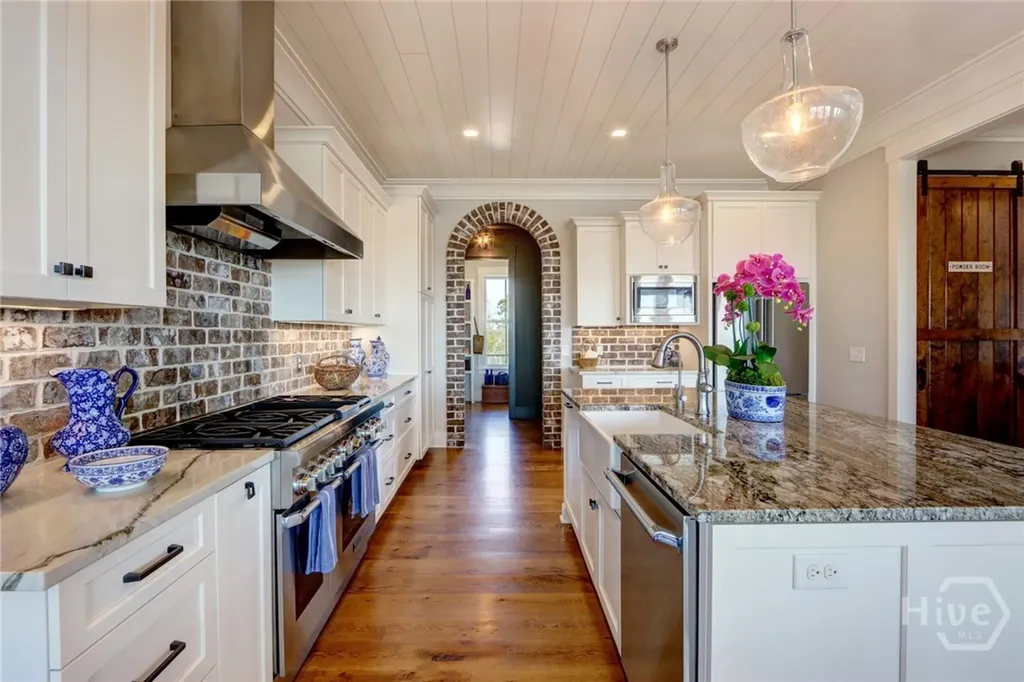 201 Noble View Savannah GA 31411