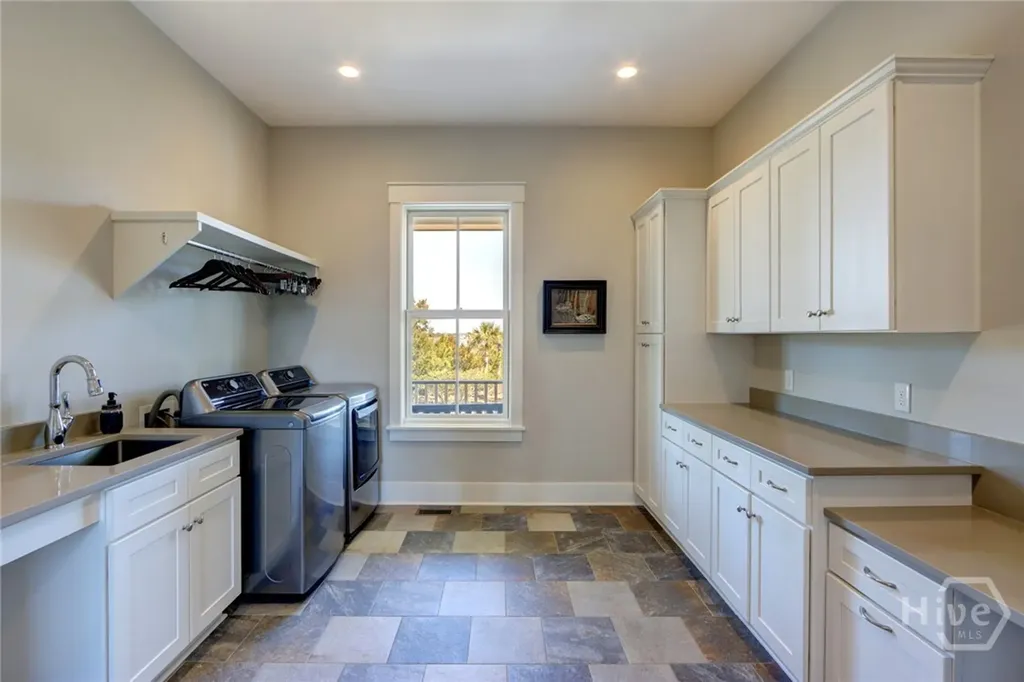 201 Noble View Savannah GA 31411