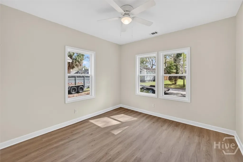 654 E 34th Street Savannah GA 31401
