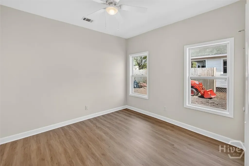 654 E 34th Street Savannah GA 31401