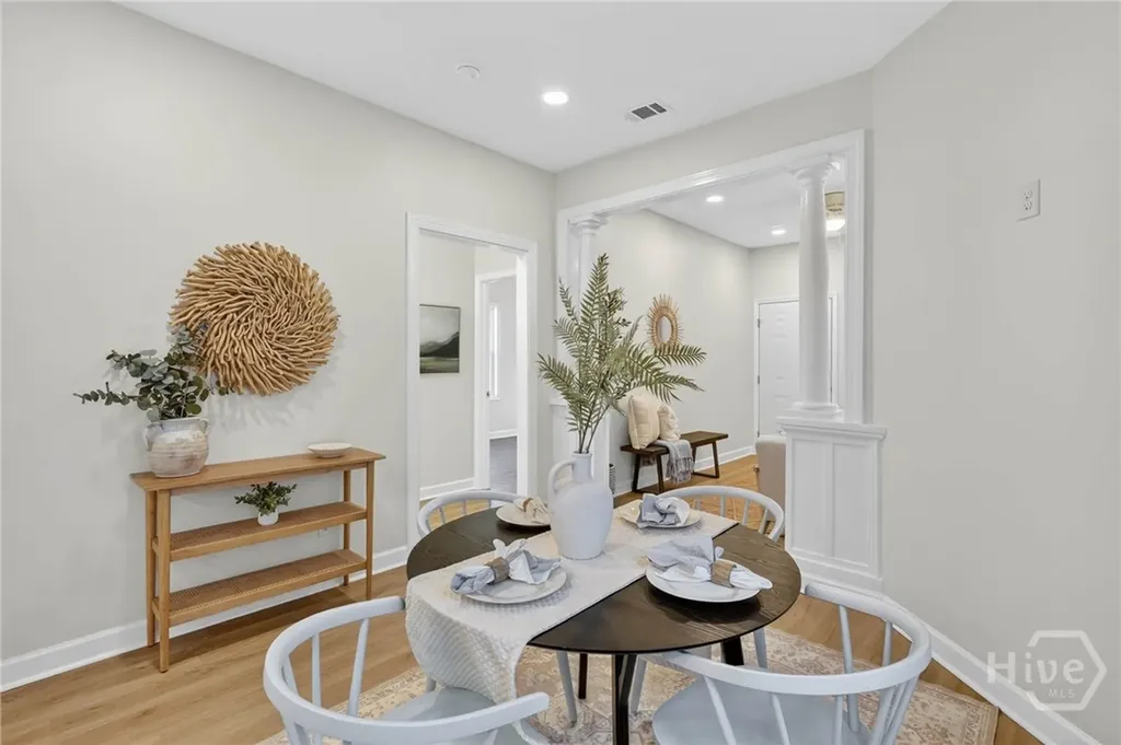 654 E 34th Street Savannah GA 31401