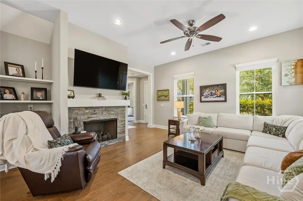 310 W Blackjack Oak Drive Richmond Hill GA 31324