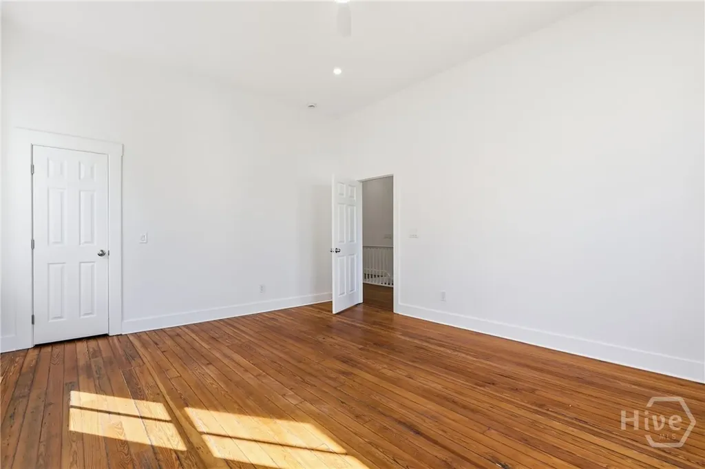 203 E 39th Street Savannah GA 31401