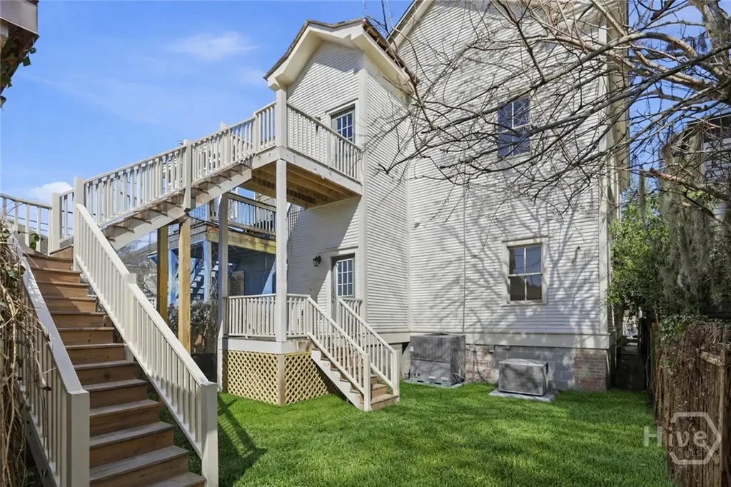203 E 39th Street Savannah GA 31401