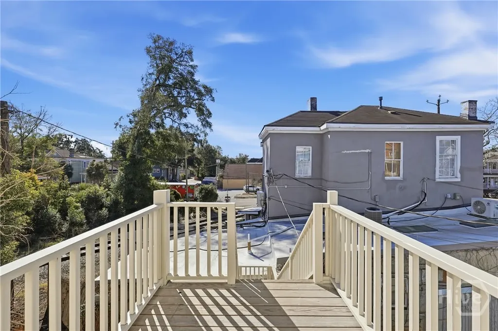 203 E 39th Street Savannah GA 31401