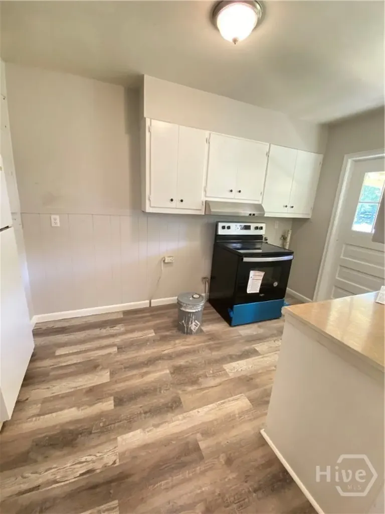 1812 E 39th Street Savannah GA 31404