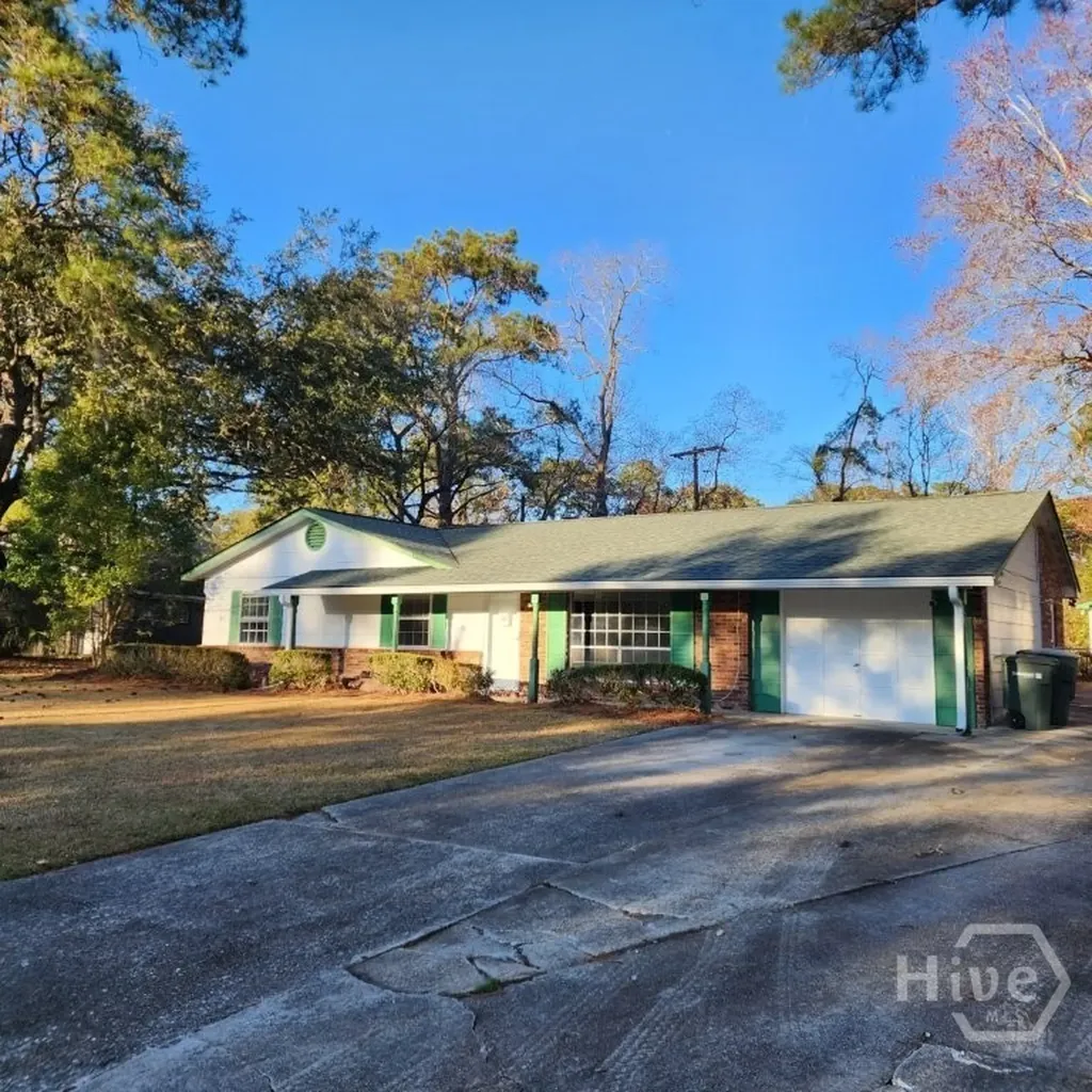23 Canterbury Circle Savannah GA 31419