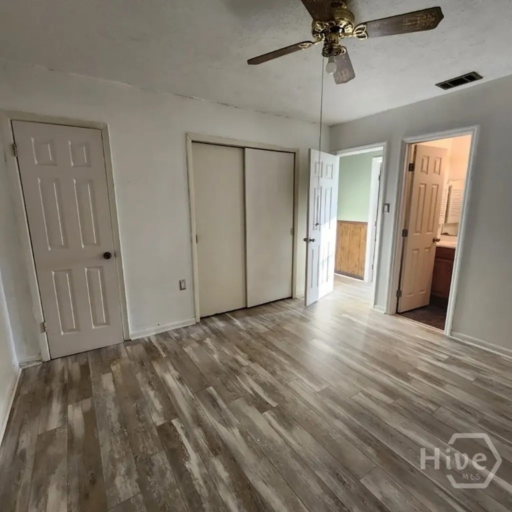 23 Canterbury Circle Savannah GA 31419