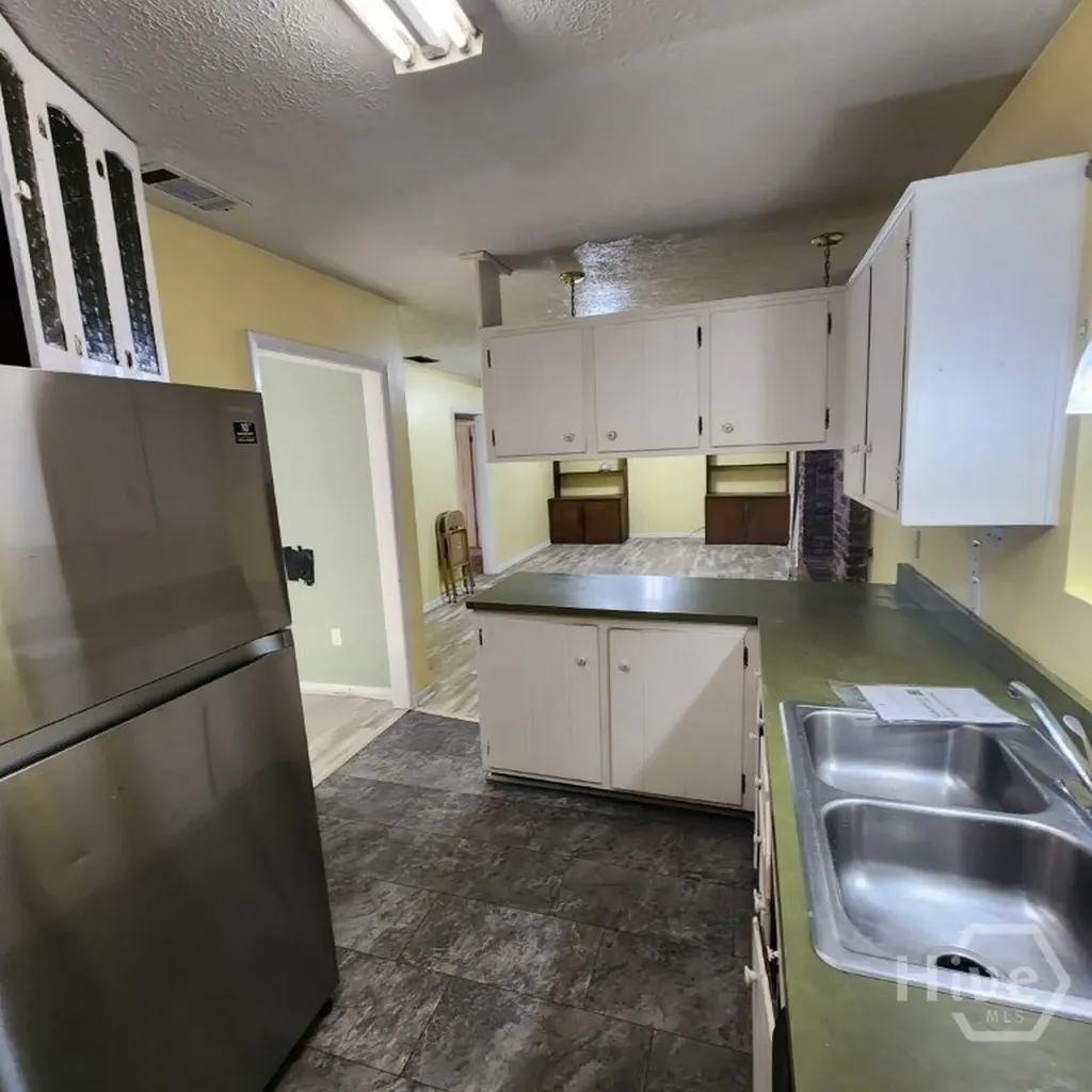23 Canterbury Circle Savannah GA 31419