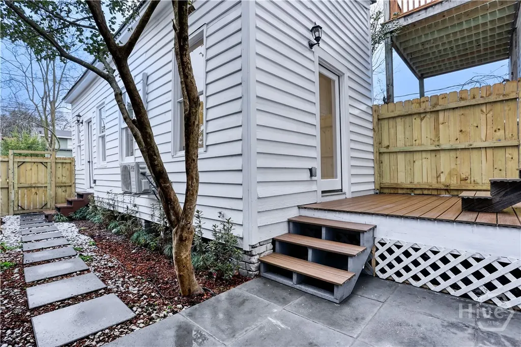 315 W Bolton Street Savannah GA 31401