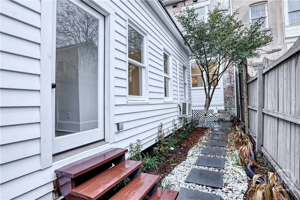 315 W Bolton Street Savannah GA 31401