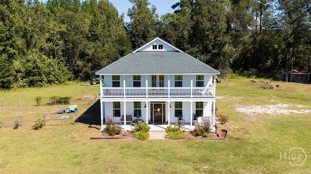 215 Lorenzo Hurst Road Springfield GA 31329
