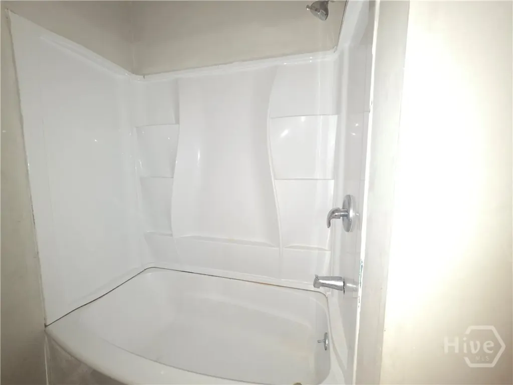 1207 E Bolton Street Savannah GA 31404
