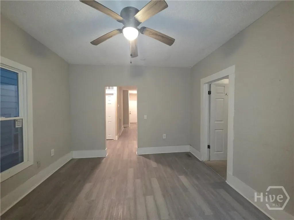 1207 E Bolton Street Savannah GA 31404