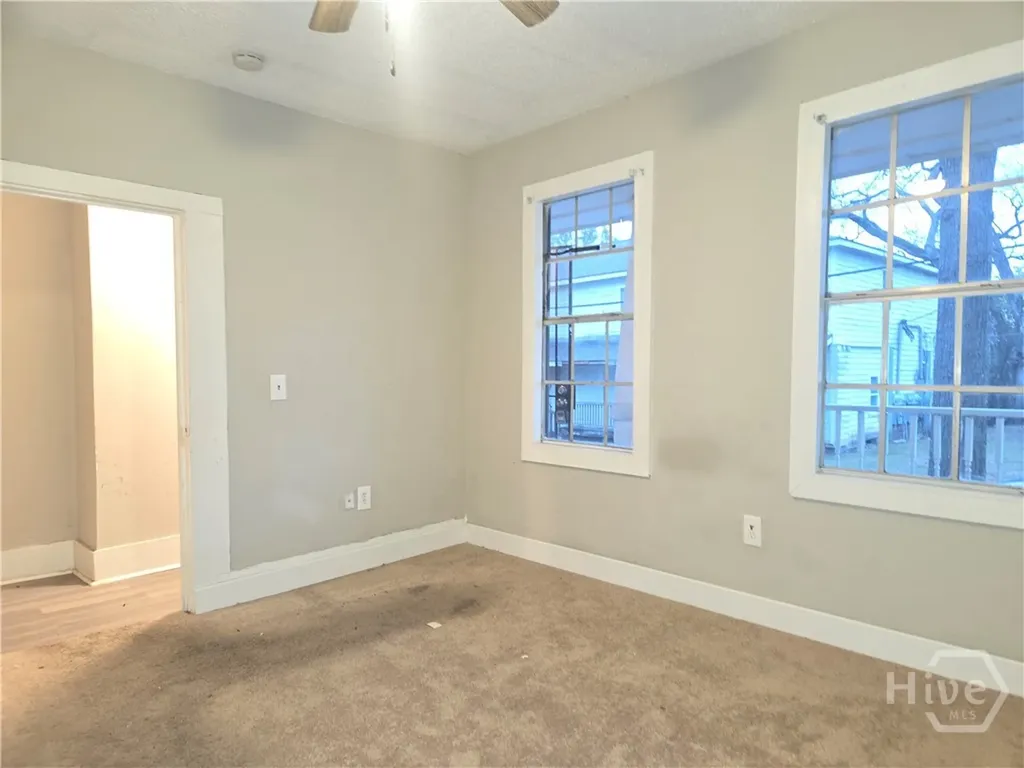 1207 E Bolton Street Savannah GA 31404