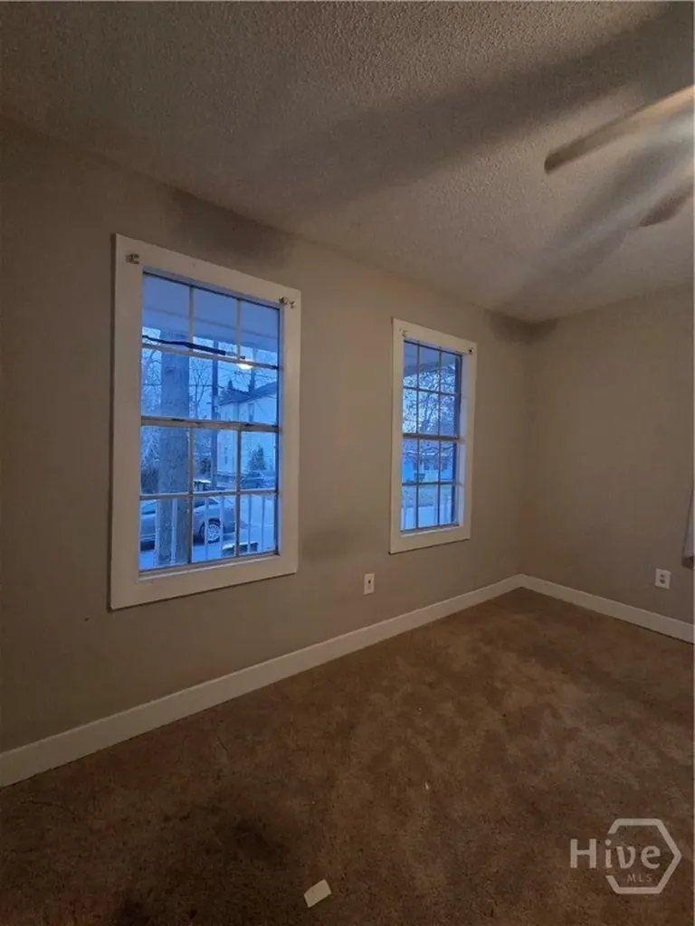 1207 E Bolton Street Savannah GA 31404