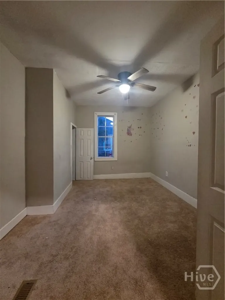 1207 E Bolton Street Savannah GA 31404