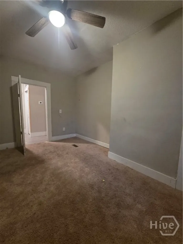 1207 E Bolton Street Savannah GA 31404