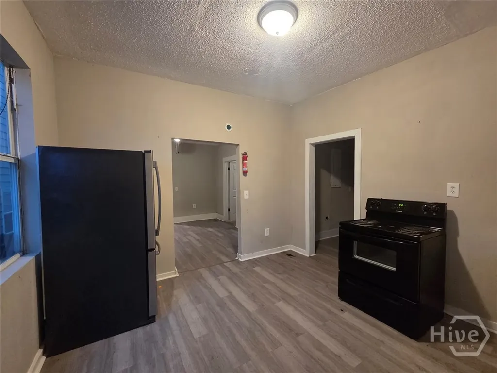 1207 E Bolton Street Savannah GA 31404