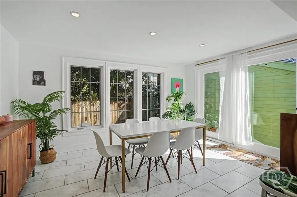 640 E 41st Street Savannah GA 31401