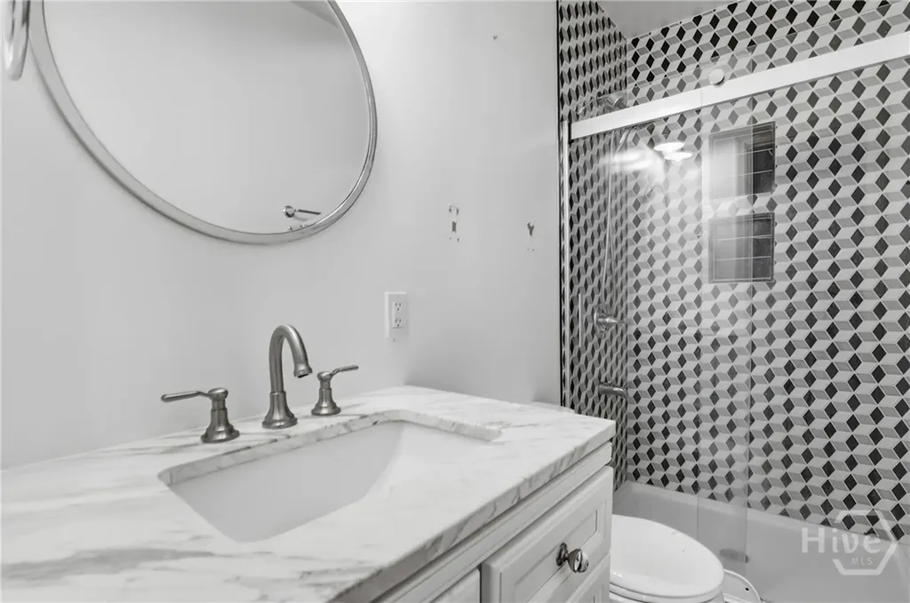 521 W 37th Street Savannah GA 31415