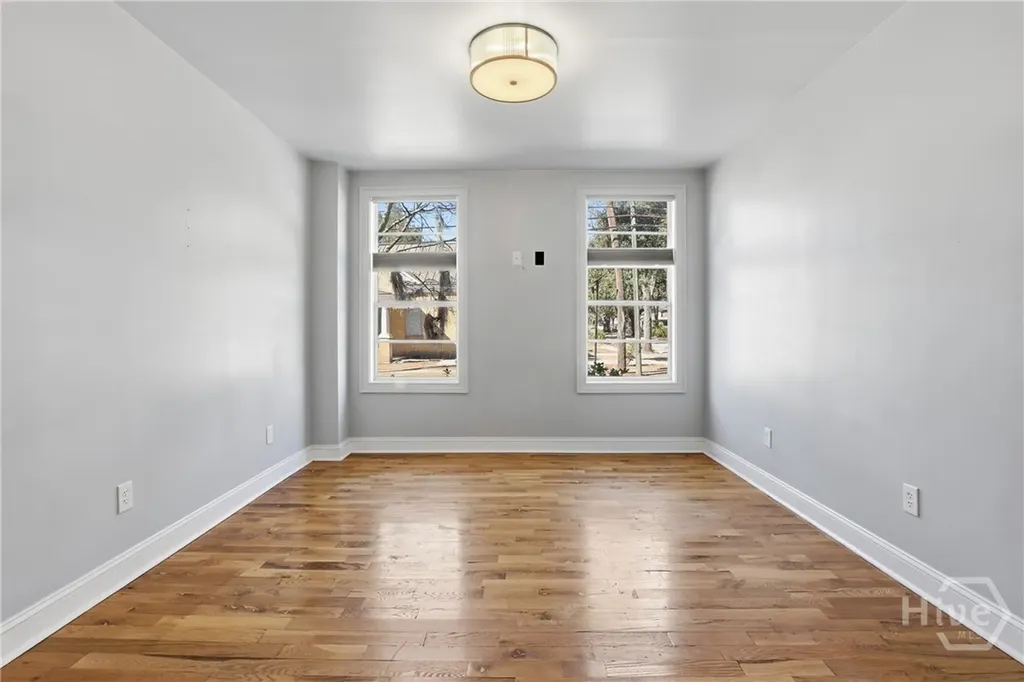 521 W 37th Street Savannah GA 31415
