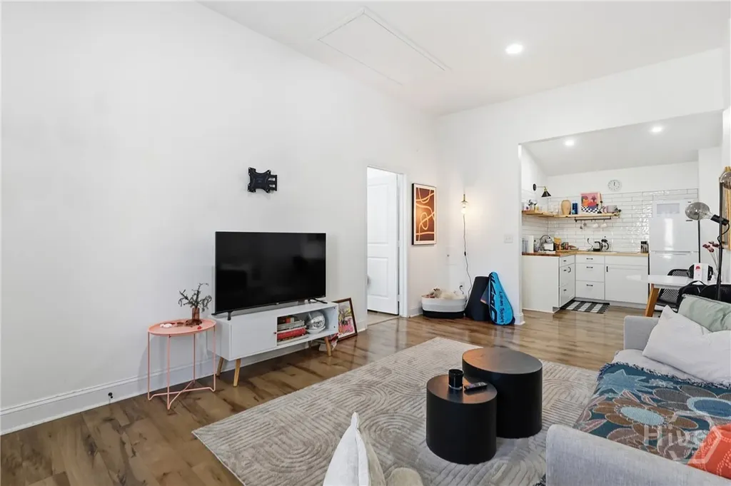 521 W 37th Street Savannah GA 31415