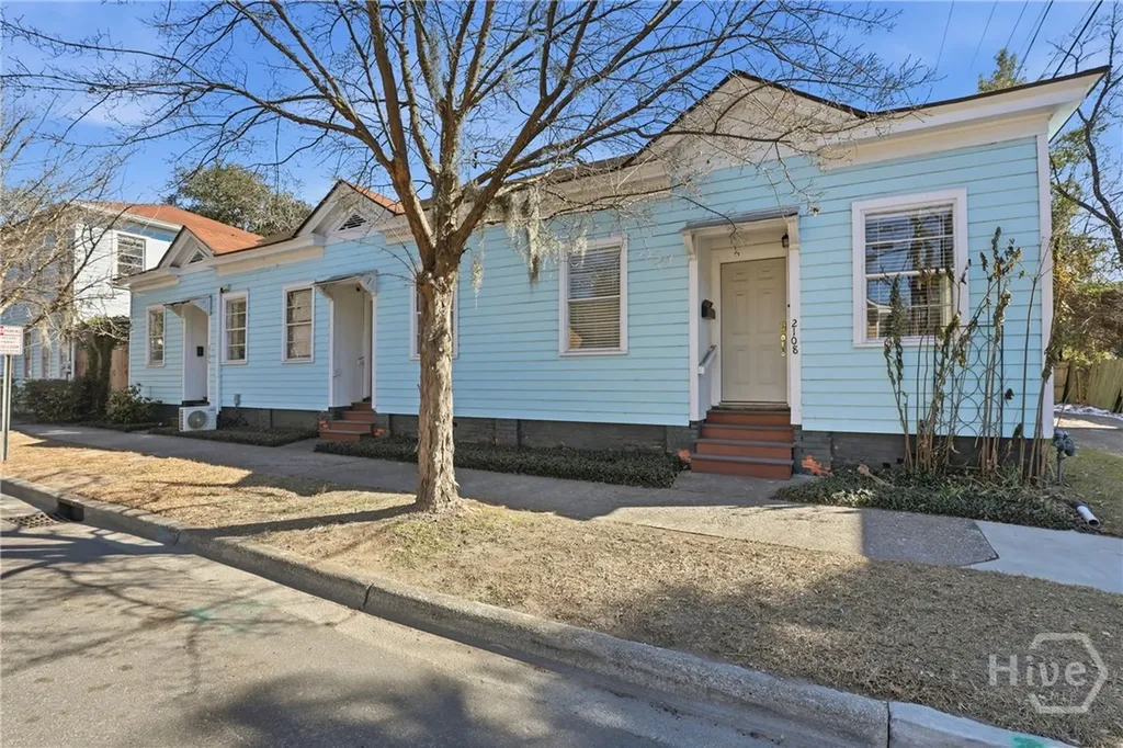 521 W 37th Street Savannah GA 31415