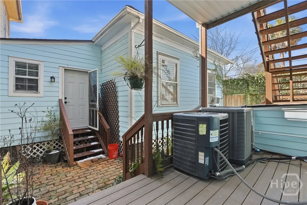 521 W 37th Street Savannah GA 31415