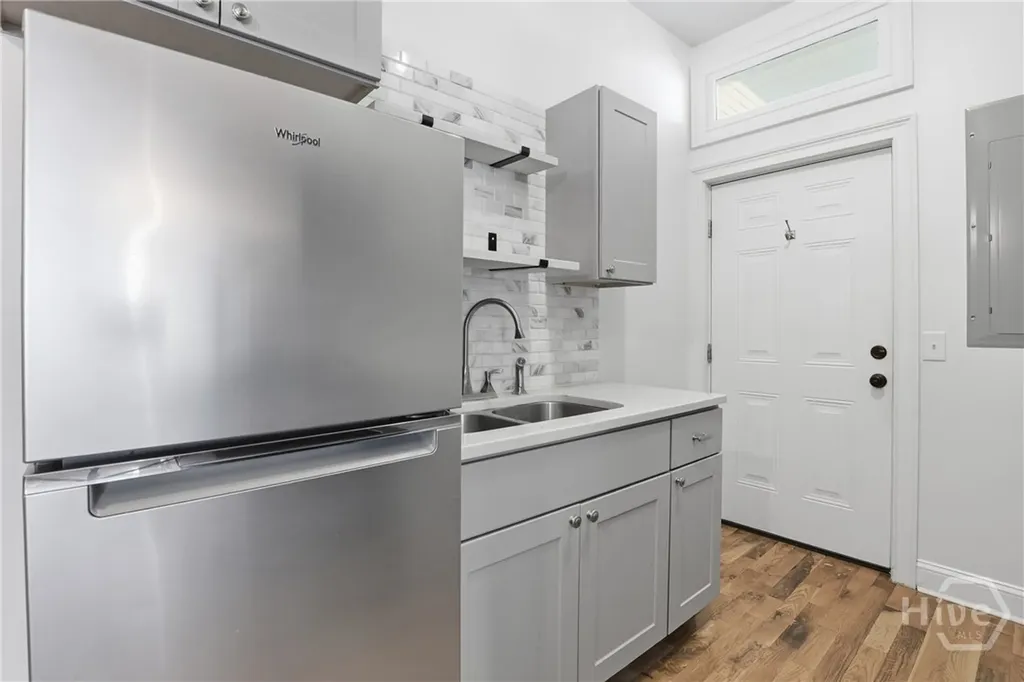 521 W 37th Street Savannah GA 31415