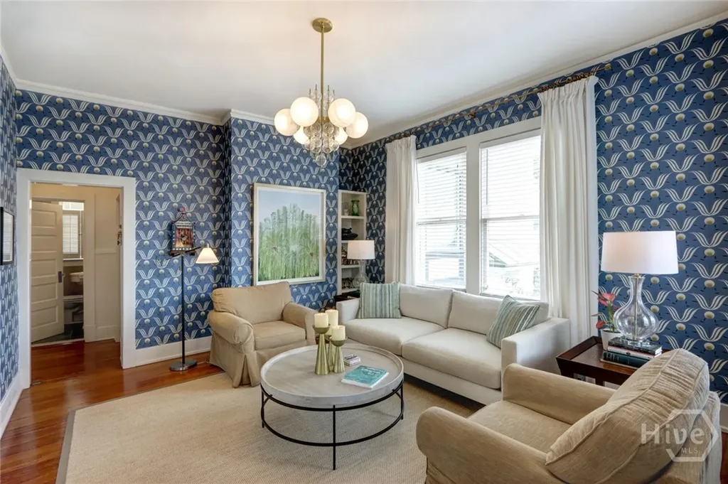 132 E 45th Street Savannah GA 31405