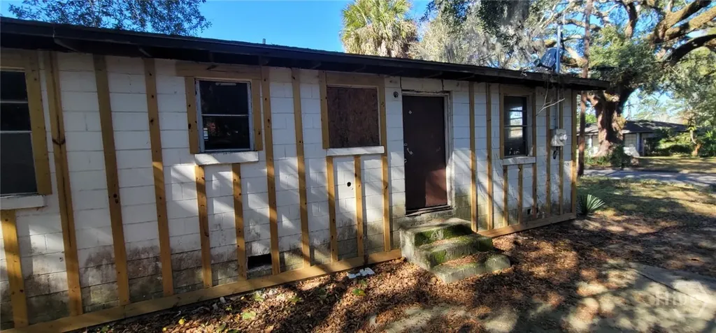 2109 Hanson Street Savannah GA 31404