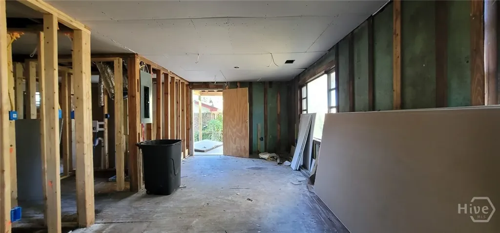 2109 Hanson Street Savannah GA 31404