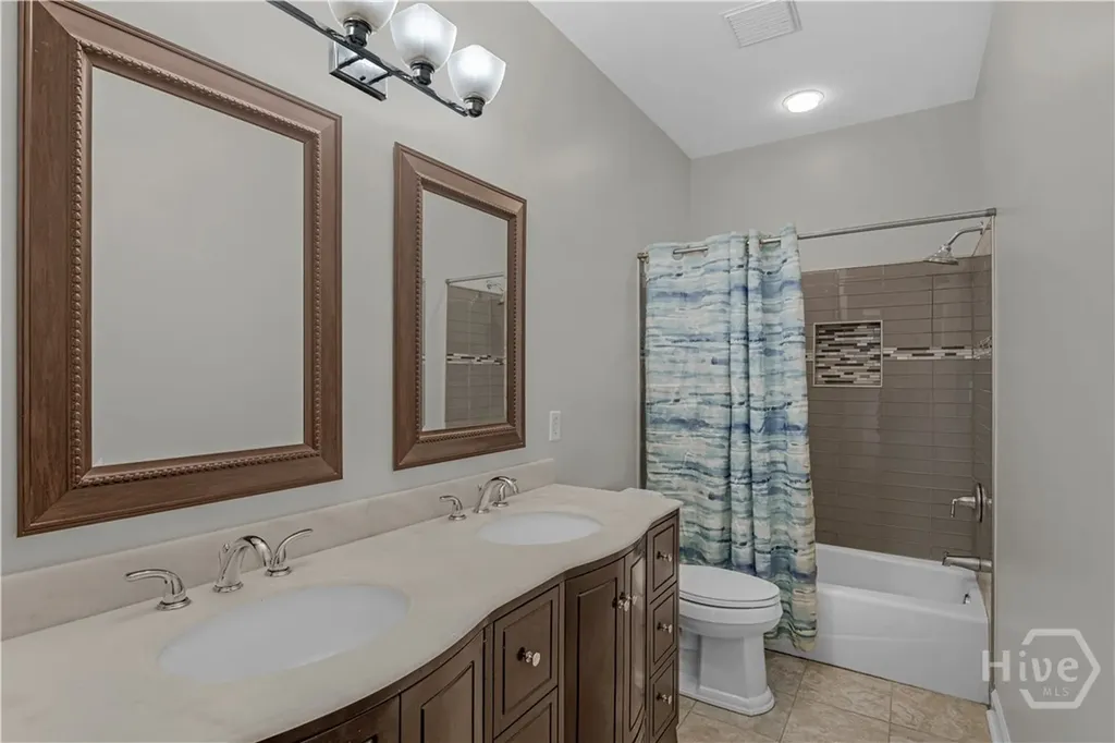 115 Manor Row Pooler GA 31322