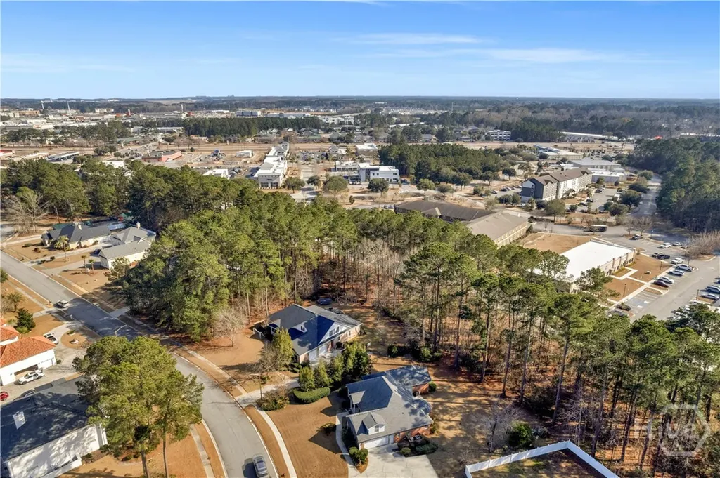 115 Manor Row Pooler GA 31322