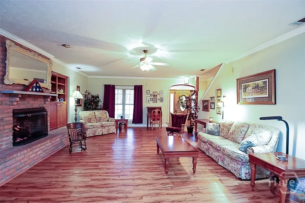 307 Chester Thomas Road Springfield GA 31329