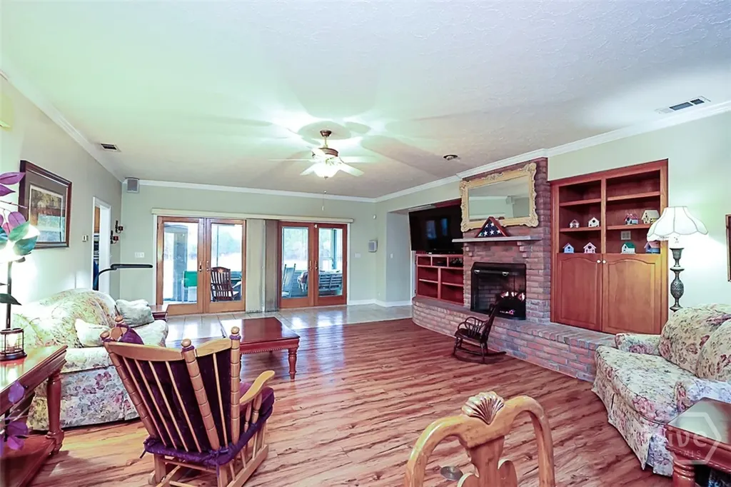 307 Chester Thomas Road Springfield GA 31329