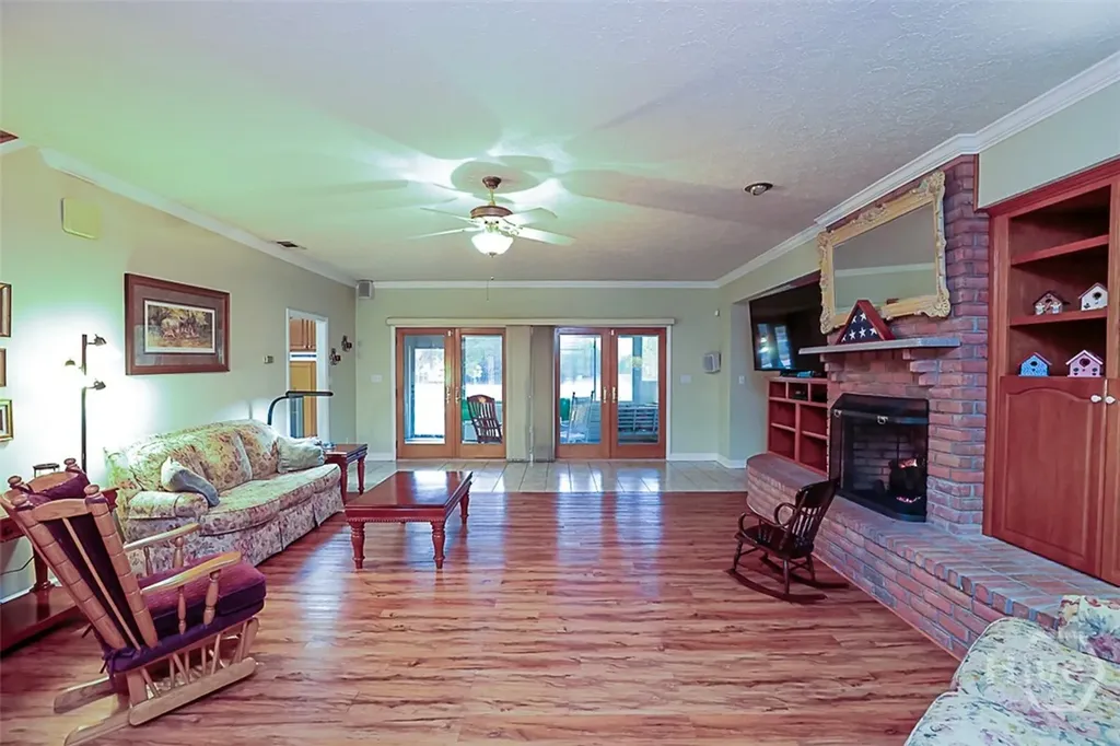 307 Chester Thomas Road Springfield GA 31329
