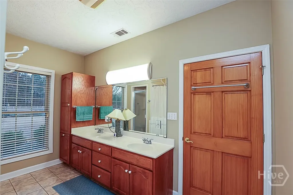 307 Chester Thomas Road Springfield GA 31329