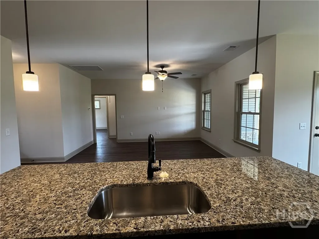 982 Mccranie Drive Metter GA 30439