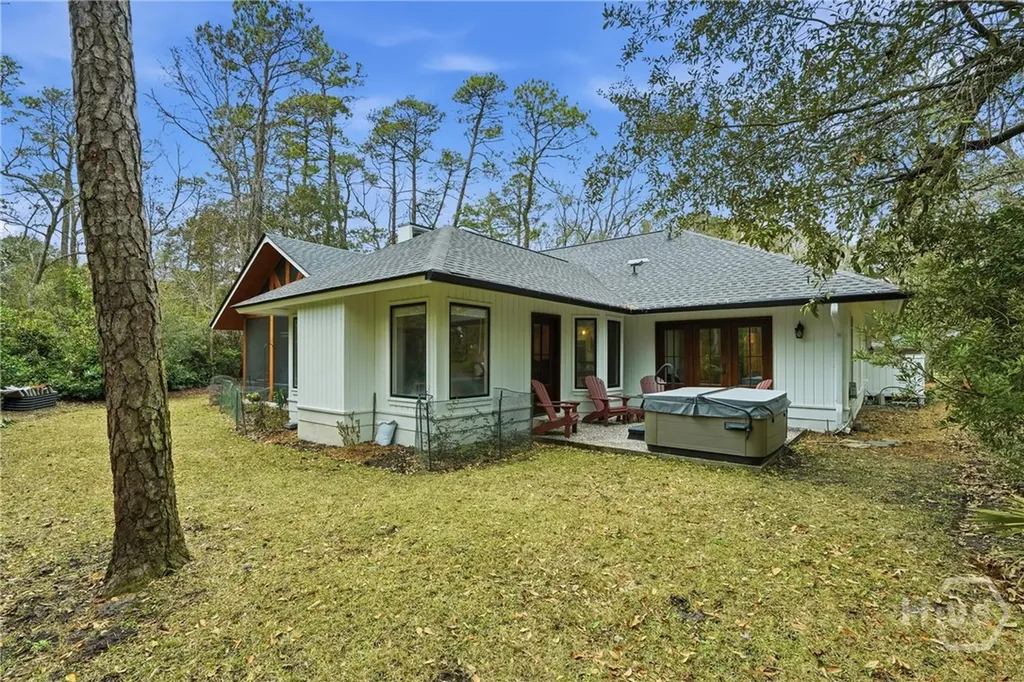 1 Fire Thorne Lane Savannah GA 31411