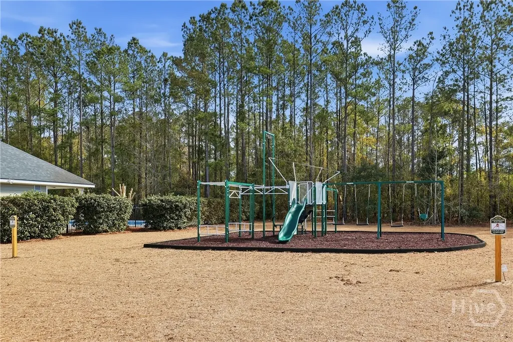 90 Roundstone Way Richmond Hill GA 31324
