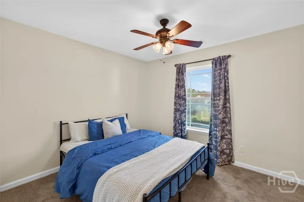 209 Chapel Lake S Savannah GA 31419
