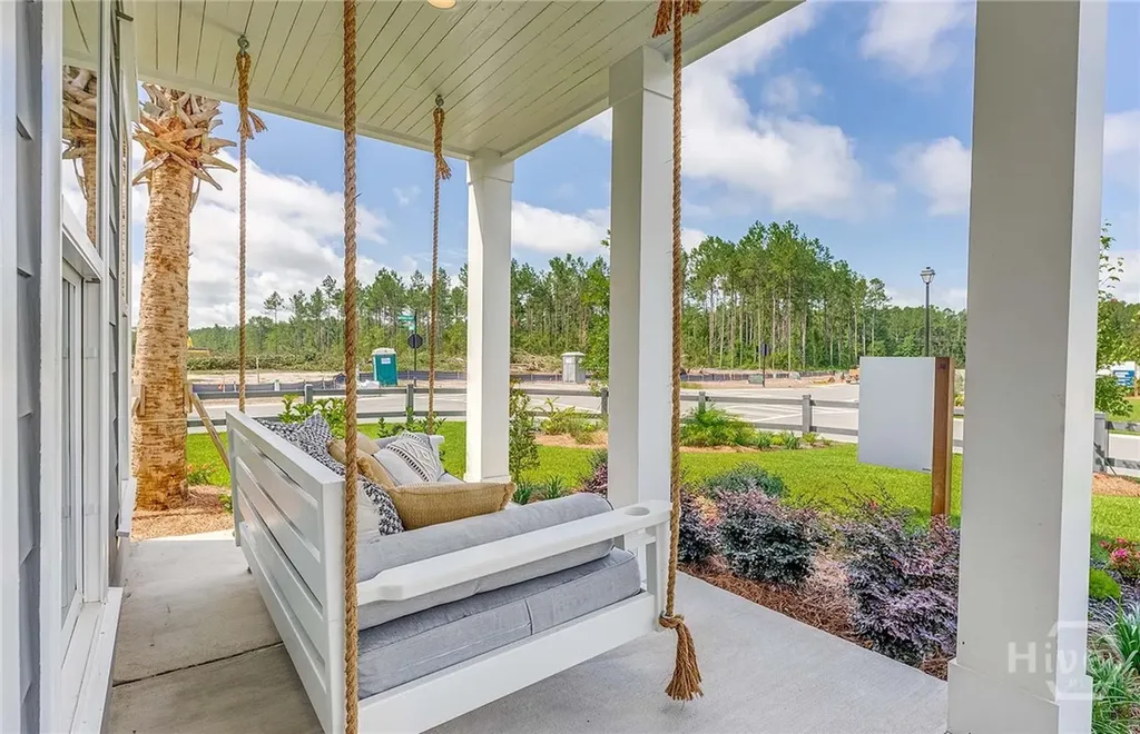 35 Bark Bend Richmond Hill GA 31324