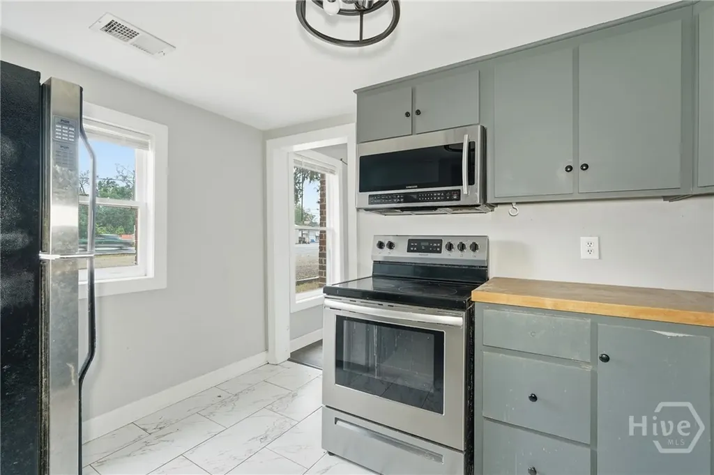 4 NW Third Street Ludowici GA 31316